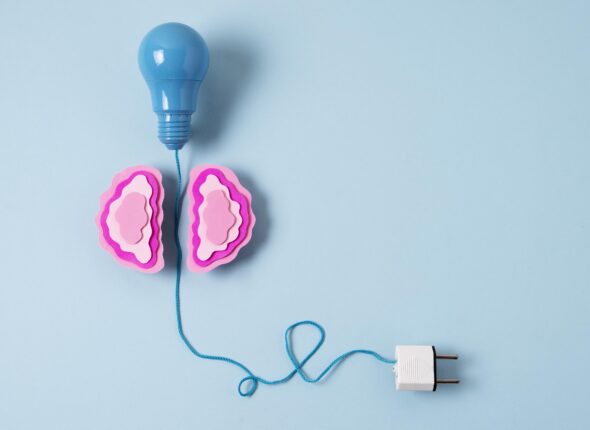 idea-concept-with-light-bulb